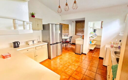Floreal – Superb House for Rent