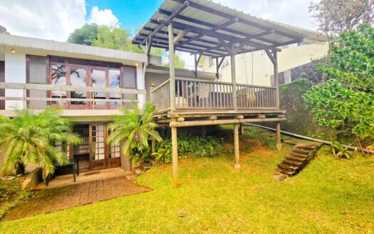 Floreal – Superb House for Rent