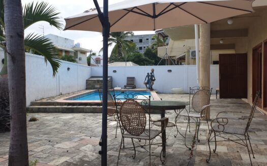 Flic en Flac – Villa near Spar